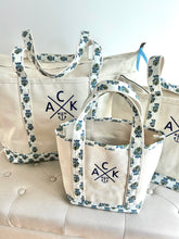 ACK 4170 Small Floral Block Canvas Tote