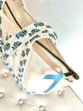 ACK 4170 Medium Zip-Top Floral Block Canvas Tote