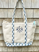 ACK 4170 Medium Zip-Top Floral Block Canvas Tote