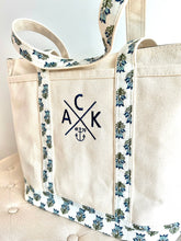 ACK 4170 Medium Zip-Top Floral Block Canvas Tote