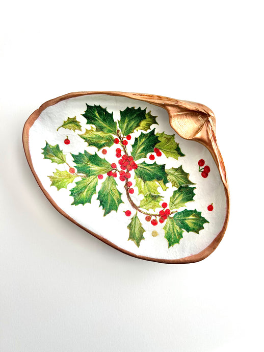 Holly & Berries Jumbo Clam Shell Dish